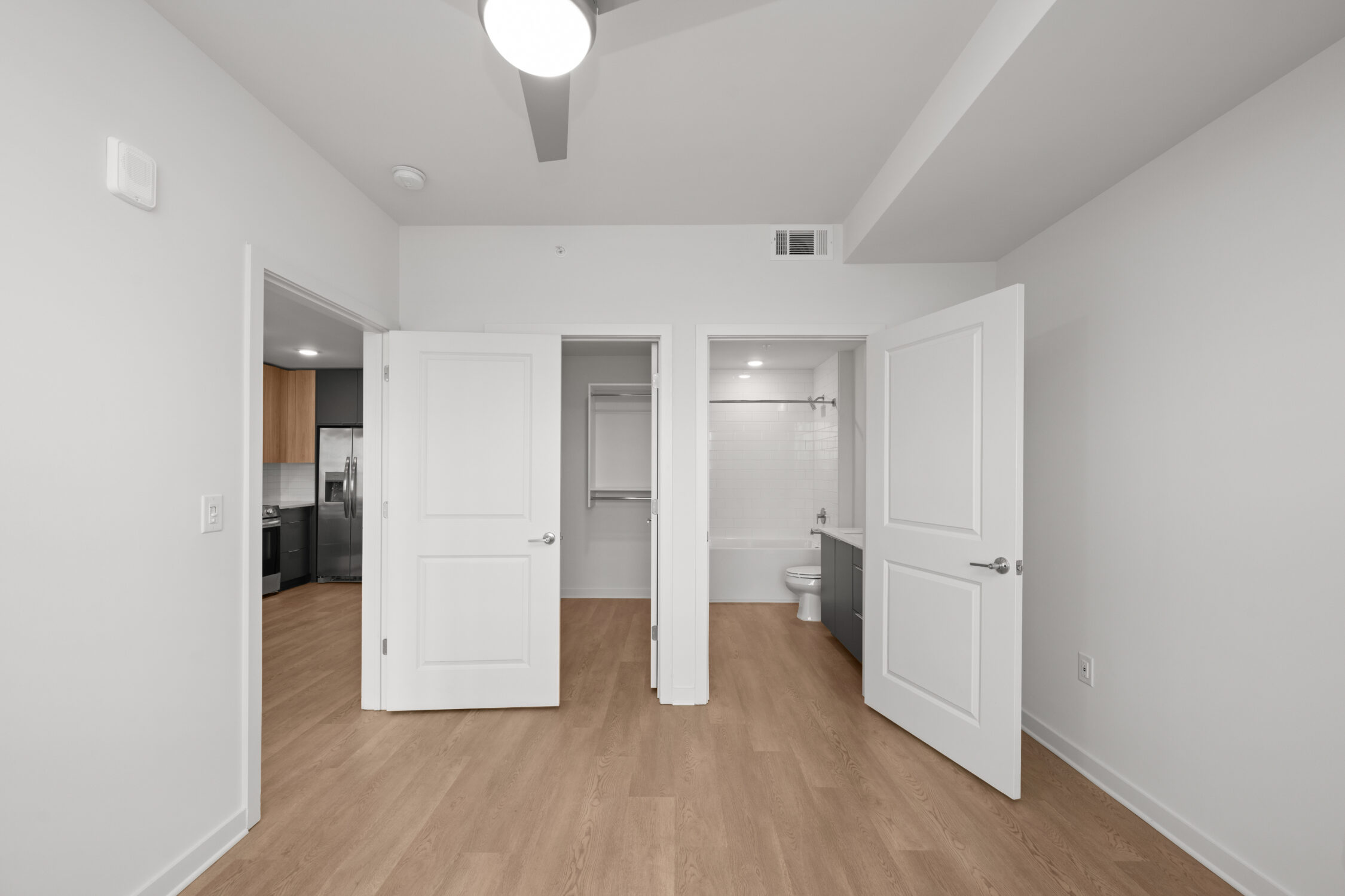 Alexan-LoSo-Model-29-Bedroom